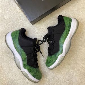 Jordan 11 low Green Snakeskin
